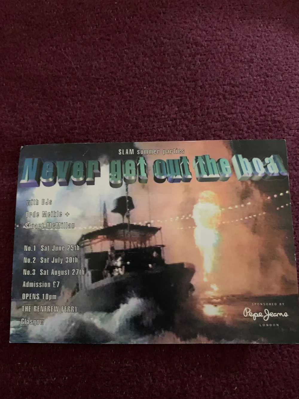 200x-summer-never-get-out-boat-renfrew-ferry